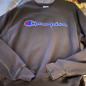 black comfy champion crew neck